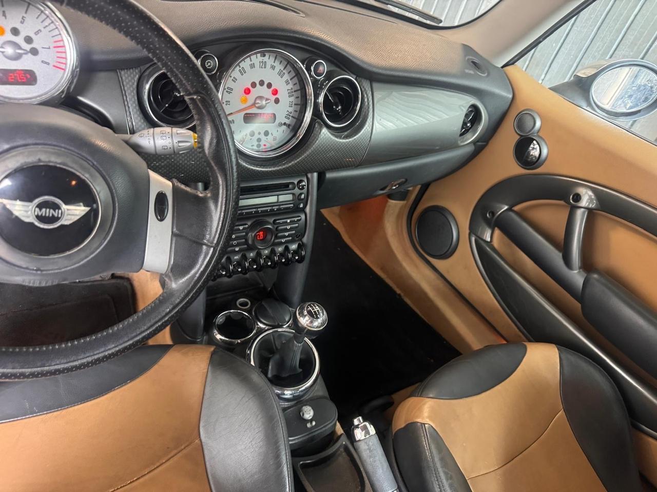 Mini 1.6 16V Cooper PELLE PARK line