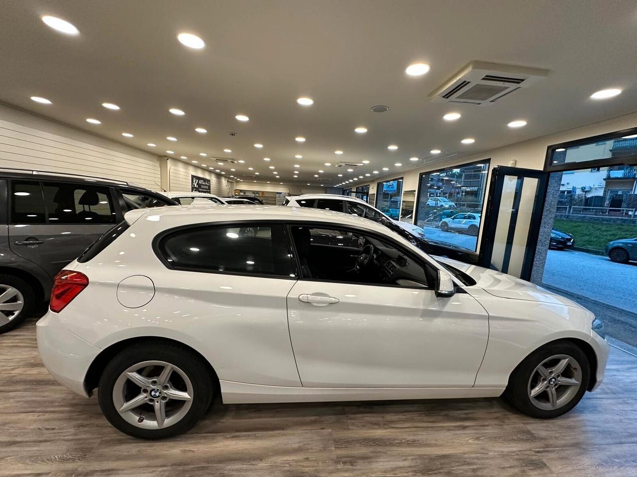 Bmw 114d 3p. Urban