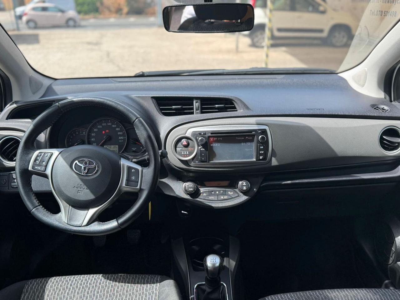 Toyota Yaris 1.0 5 porte Lounge