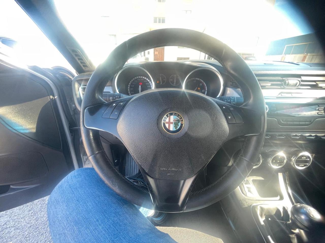 Alfa Romeo Giulietta 2.0 JTDm-2 140 CV Exclusive