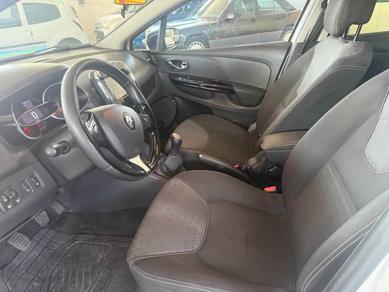 Renault Clio Sporter 1.5 dCi 8V 90CV Start&Stop 83gr. EcoBusiness