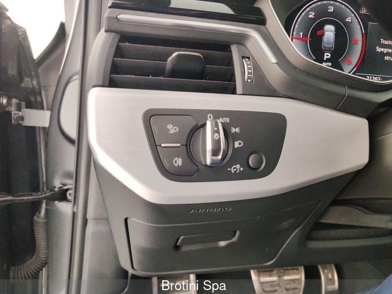 Audi A4 Avant 40 TDI S tronic S line edition