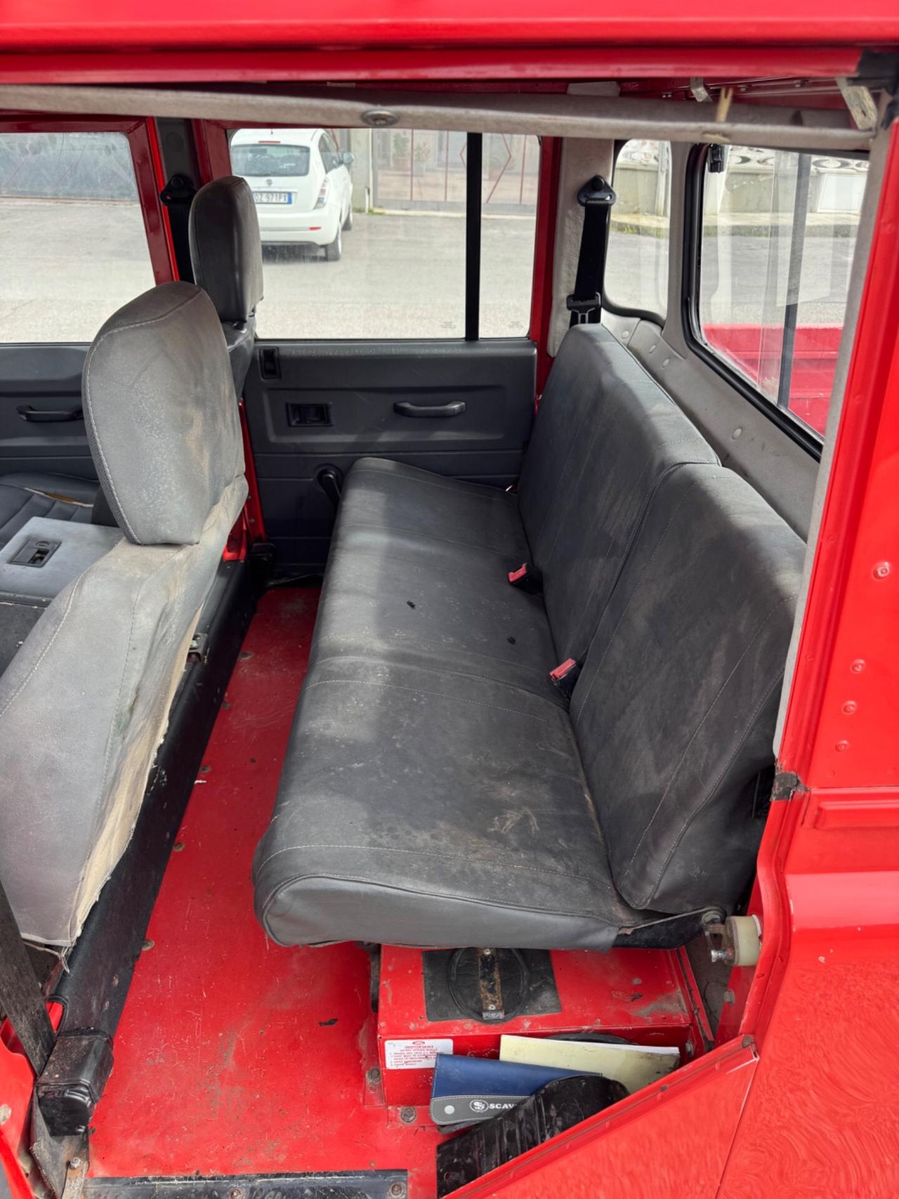 Land Rover Defender 130 pick Up 300 tdi motore nuovo