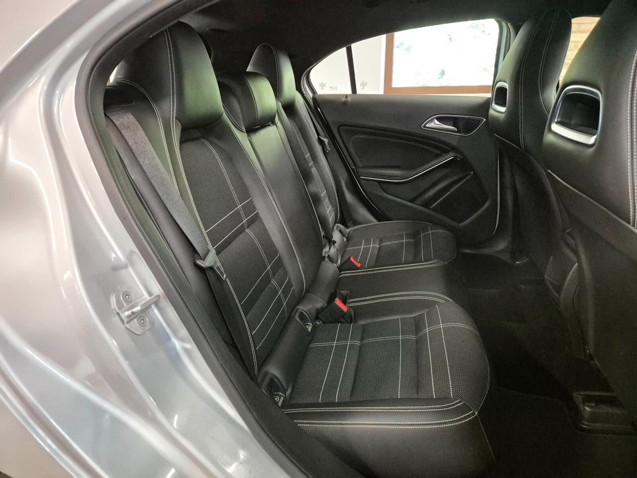 Mercedes-benz A 180 Automatic Sport **LED**