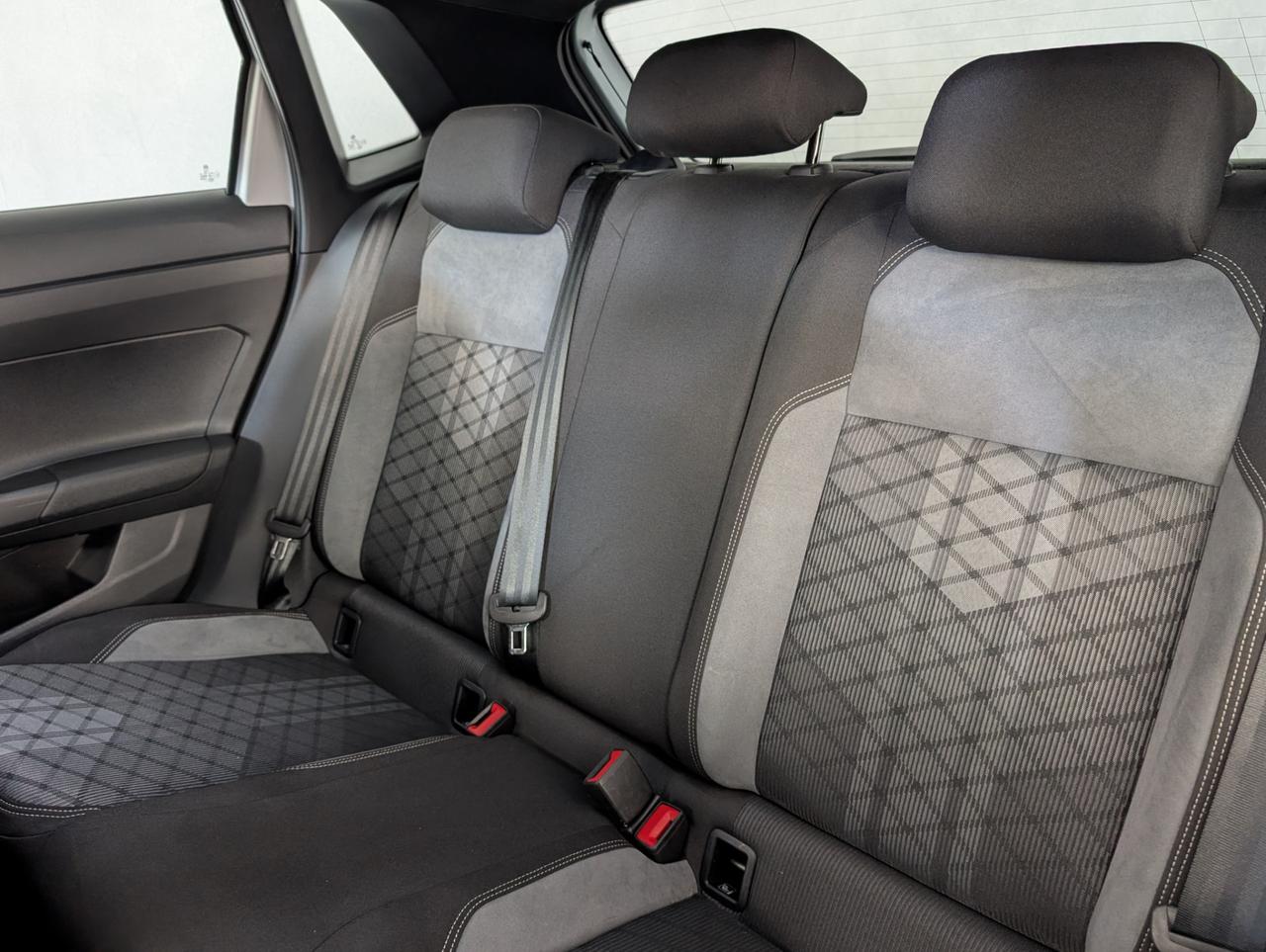 Volkswagen Polo 1.0 TSI 95cv DSG R-Line