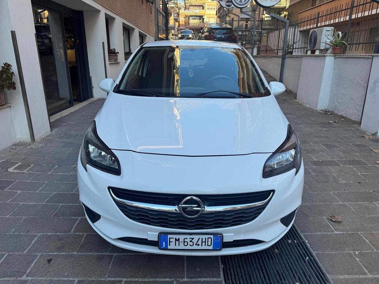 OPEL Corsa 1.3 CDTI Coupe b-Color