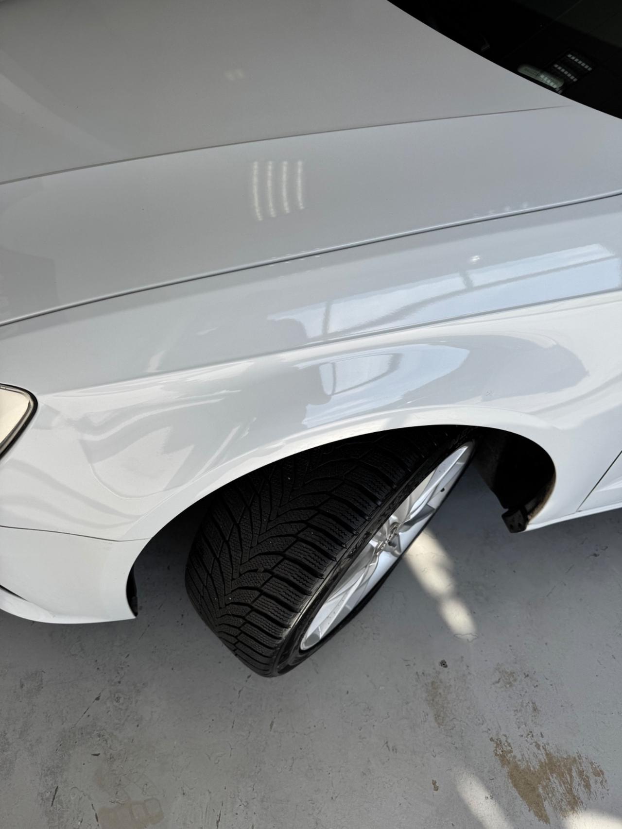 Audi A3 Sedan 1.6 TDI clean diesel Ambition