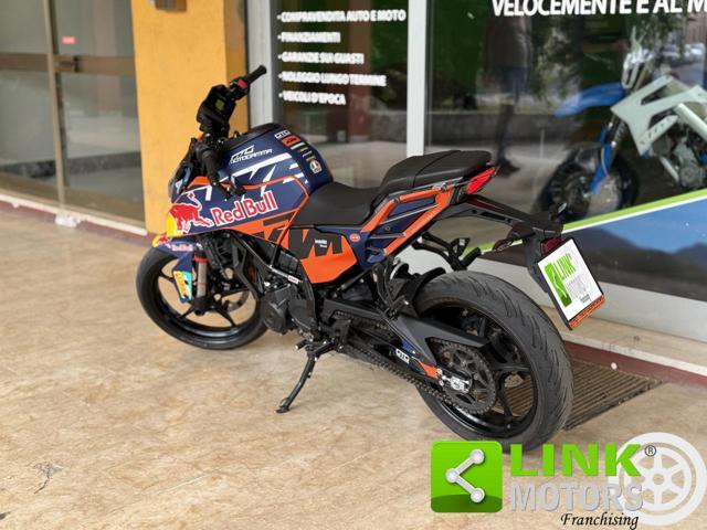 KTM 125 Duke 125