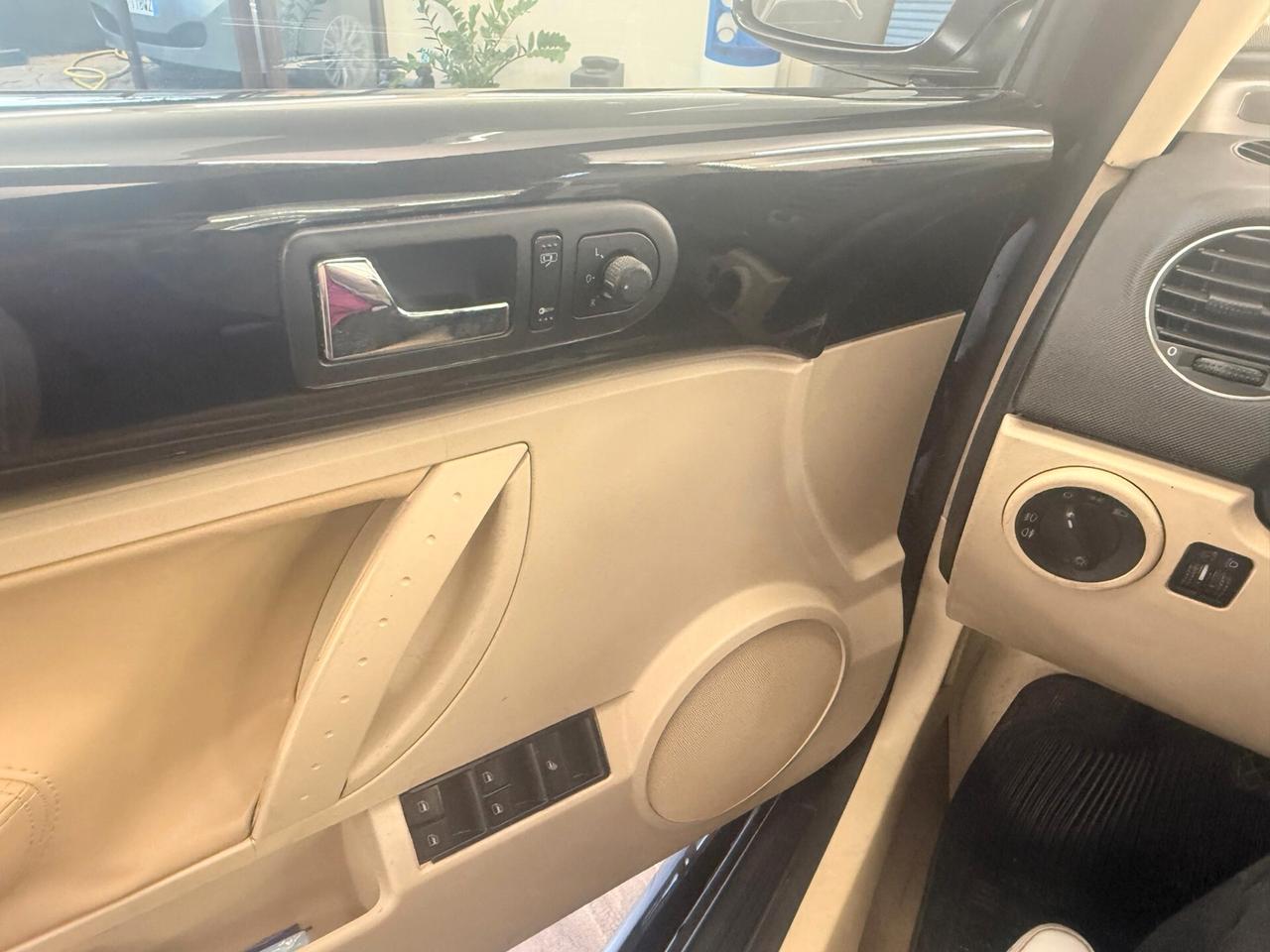 Volkswagen New Beetle 1.9 TDI 105CV Cabrio