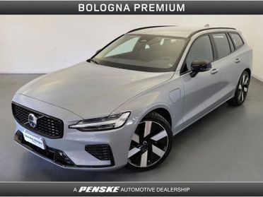 Volvo V60 T6 Plug-in Hybrid AWD automatico Plus Dark