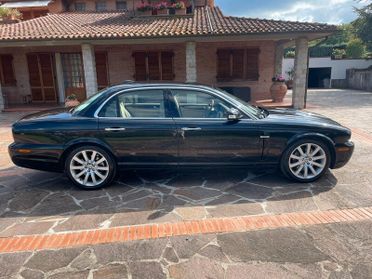 Jaguar XJ 2.7 D V6 cat Executive autom.(207cv)