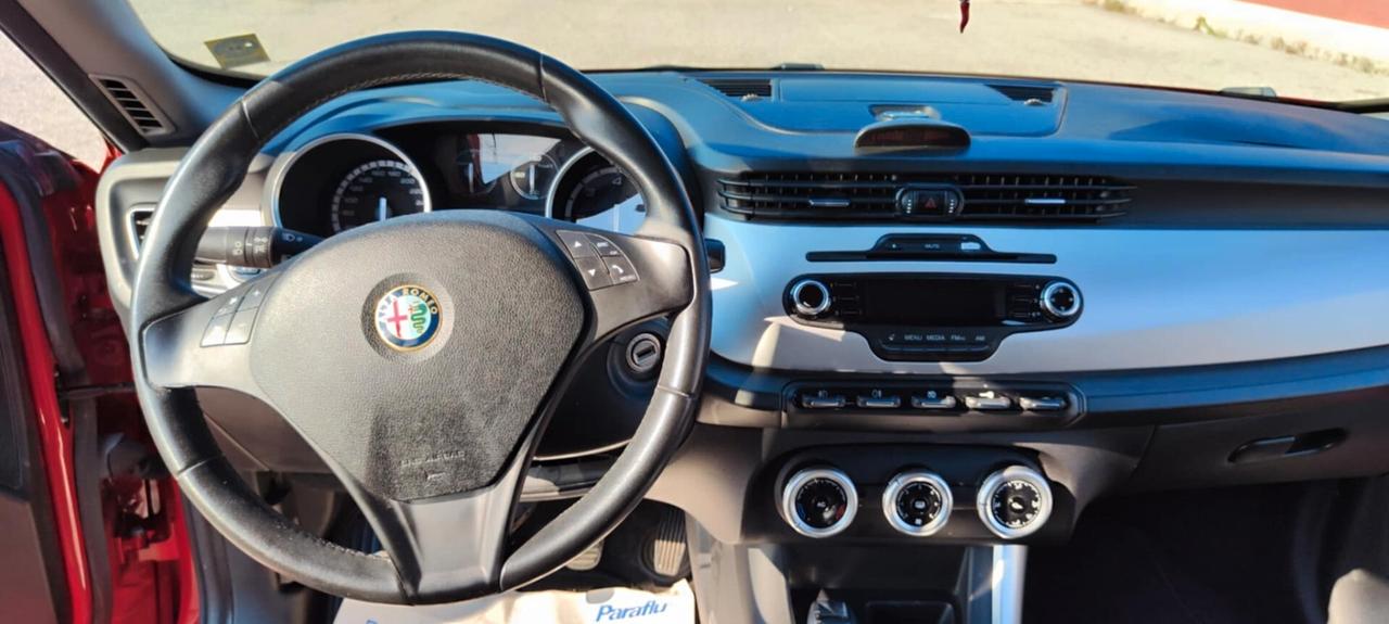 Alfa Romeo Giulietta 1.6 JTDm-2 105 CV Exclusive