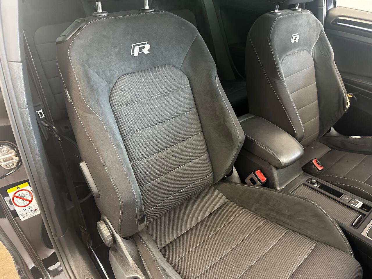 Volkswagen Golf R 2.0 TSI DSG 4MOTION 3p. BMT