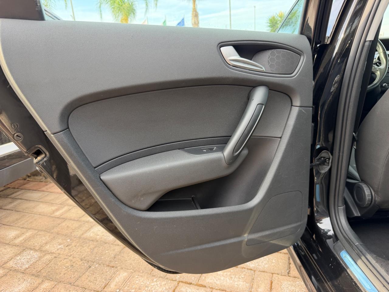 Audi A1 SPB 1.6 TDI S tronic line edition