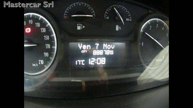 LANCIA Ypsilon 5posti Neopatentati 1.0 hybrid Gold tg: GK585ZB