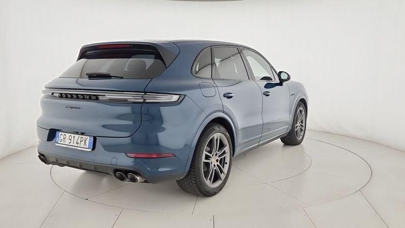 Porsche Cayenne 3.0 V6 E-Hybrid