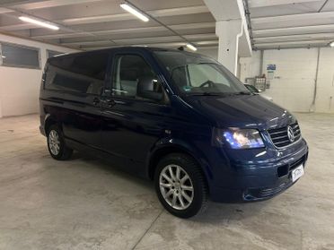Volkswagen Multivan 2.5 TDI/174CV Comfortline