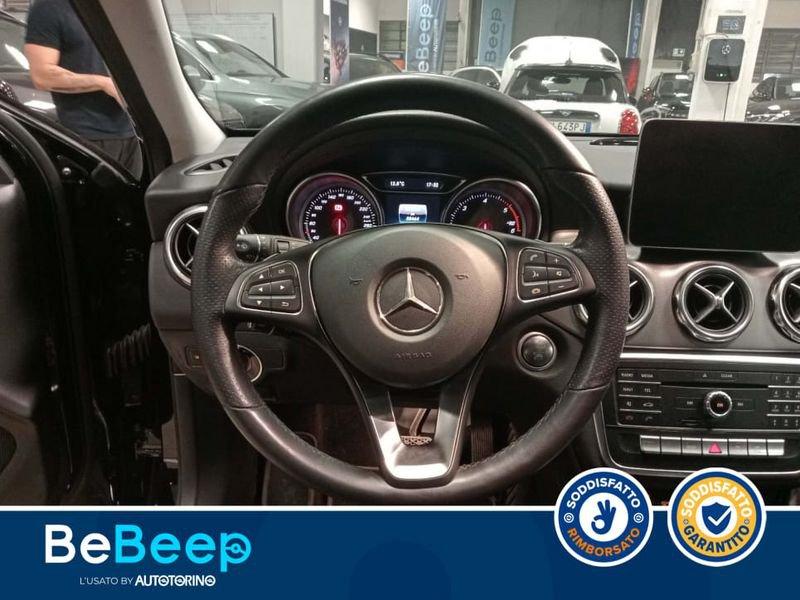 Mercedes-Benz GLA 200 D SPORT AUTO