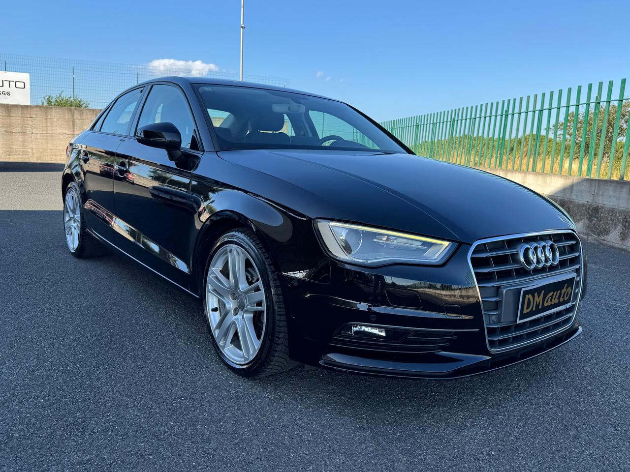 Audi A3 Sedan 1.6 TDI clean diesel S tronic Ambition