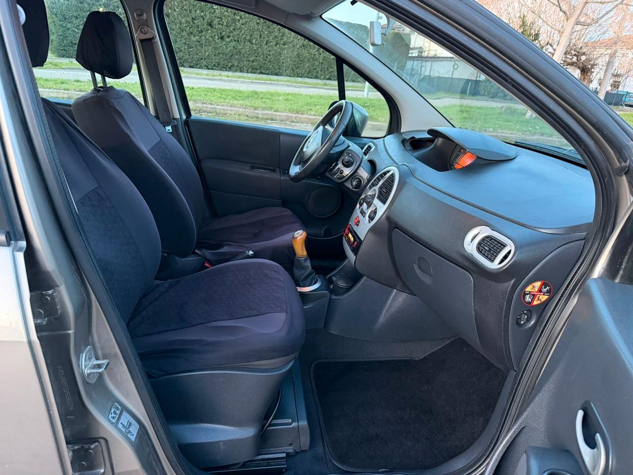 Renault Modus Grand 1.5 dCi 85CV Dynamique