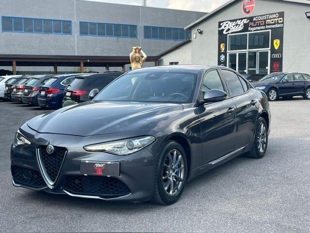 Alfa Romeo Giulia 2.2 Turbodiesel 210 CV AT8 AWD Q4 Veloce
