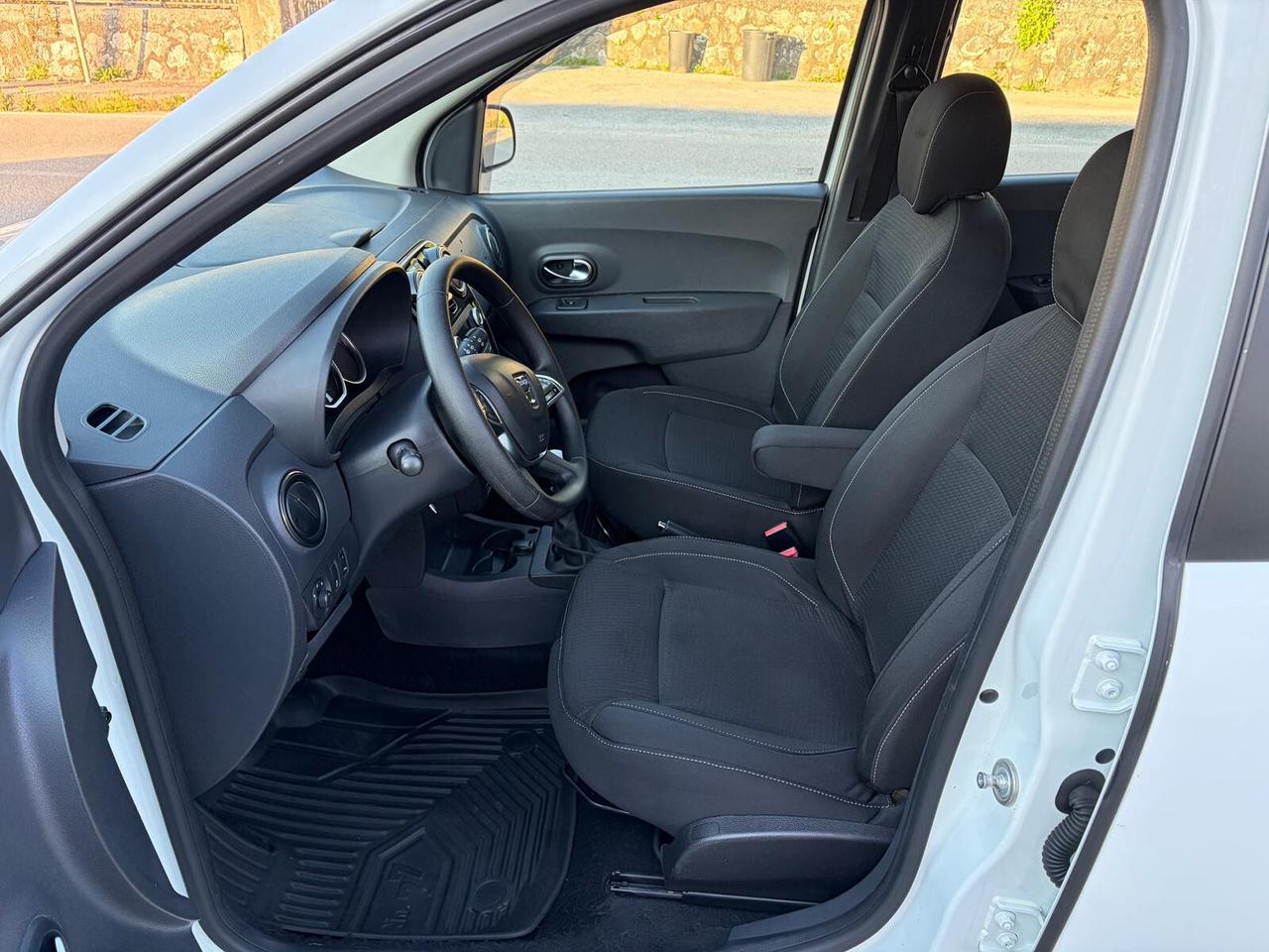 Dacia Lodgy 1.5 Blue dCi 115CV 7 posti Comfort