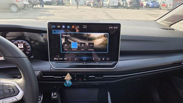 VOLKSWAGEN Golf 2.0 TDI 150 CV DSG SCR R-Line Plus PERMUTE