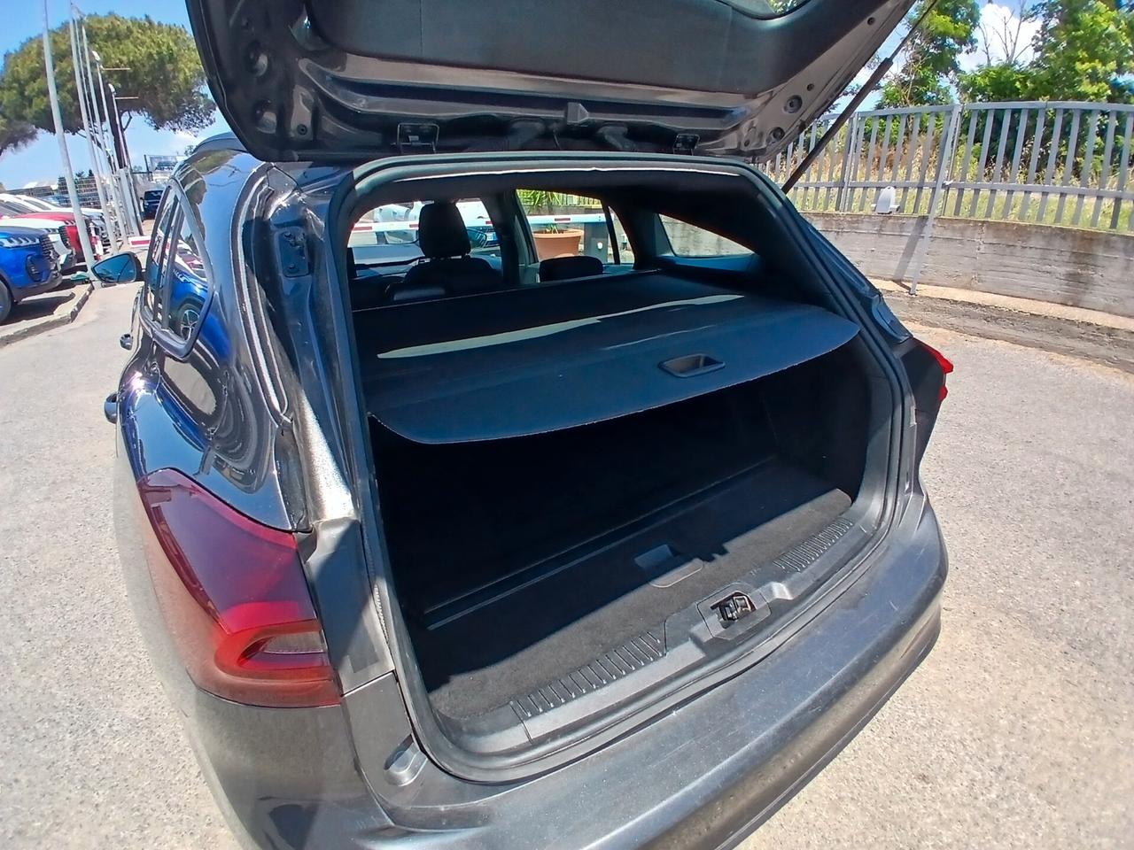 Ford Focus 1.0 EcoBoost Hybrid 125 CV Powershift SW ST-Line