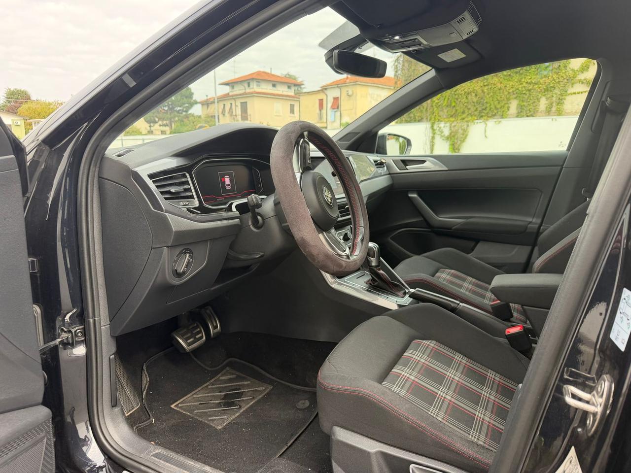 Volkswagen Polo GTI 2.0 TSI GTI SPORT #50423