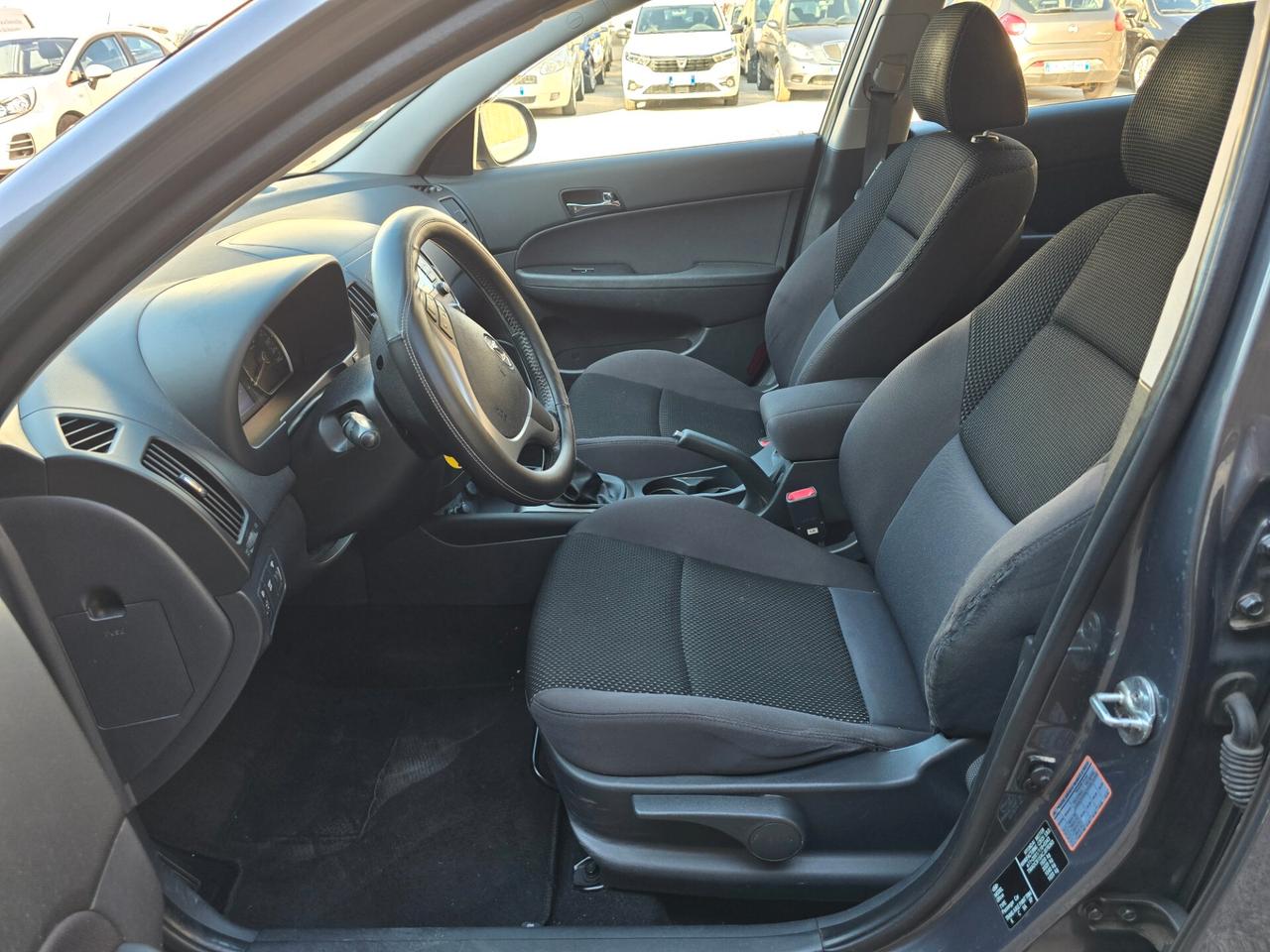 Hyundai i30 1.6 CRDi 5p. 90cv full opt 2012