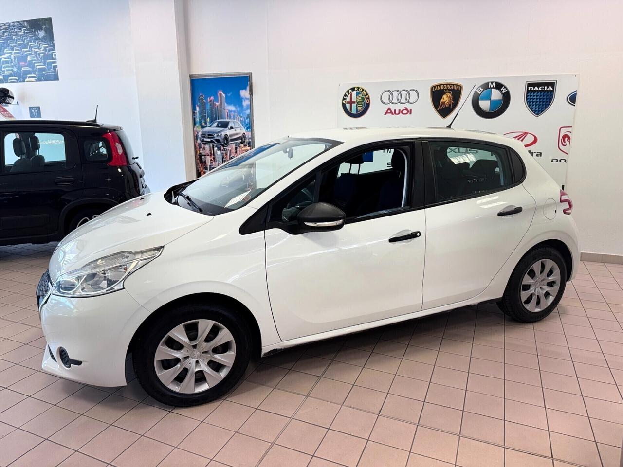 Peugeot 208 1.0 VTi 68 CV 5 porte Access