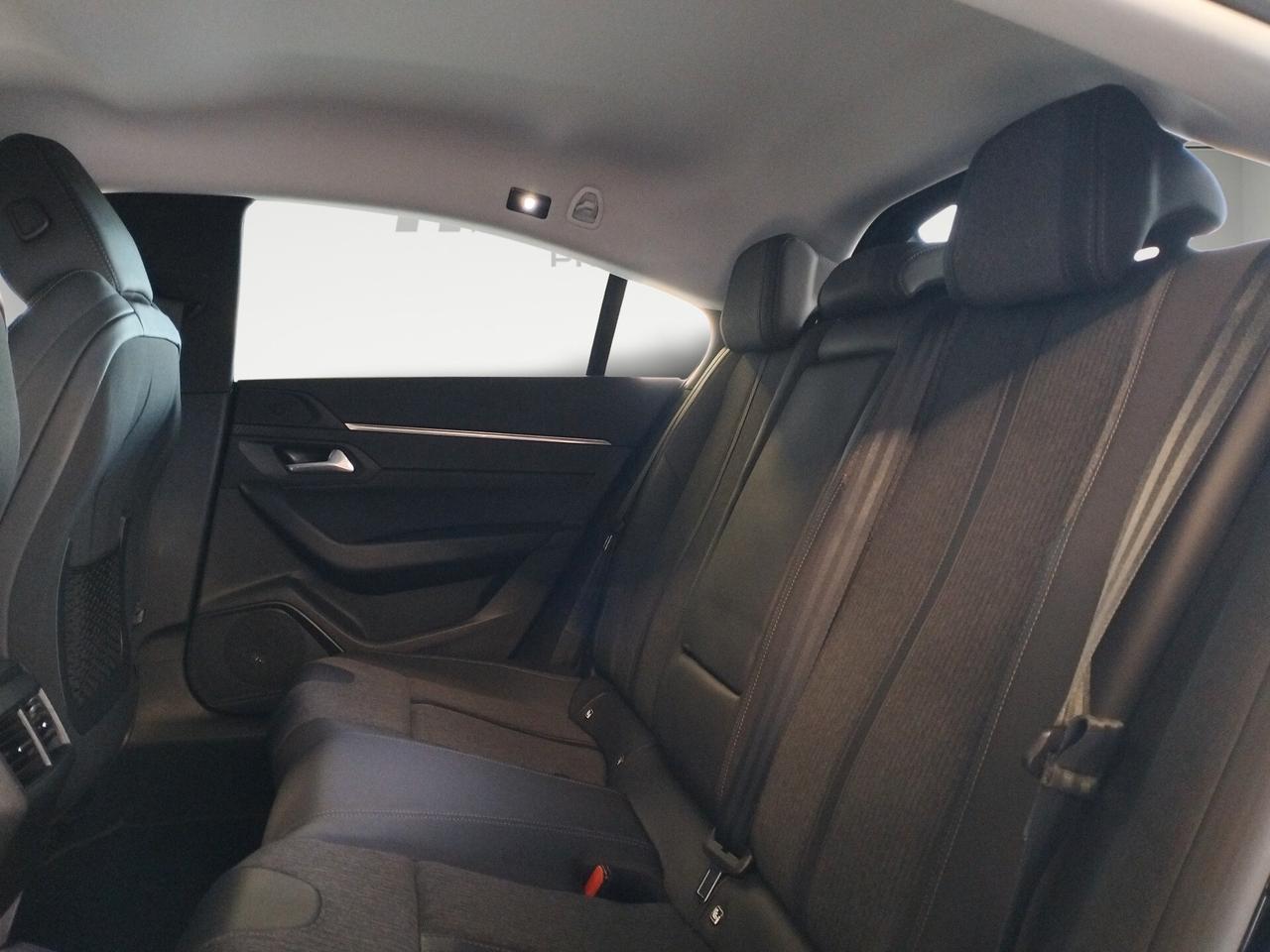 Peugeot 508 1.6 hybrid phev Allure Pack 225cv- IVA ESPOSTA