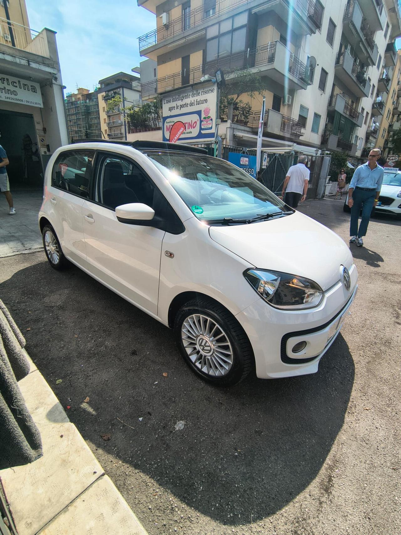 Volkswagen up! 1.0 5p. eco high BlueMotion Technology