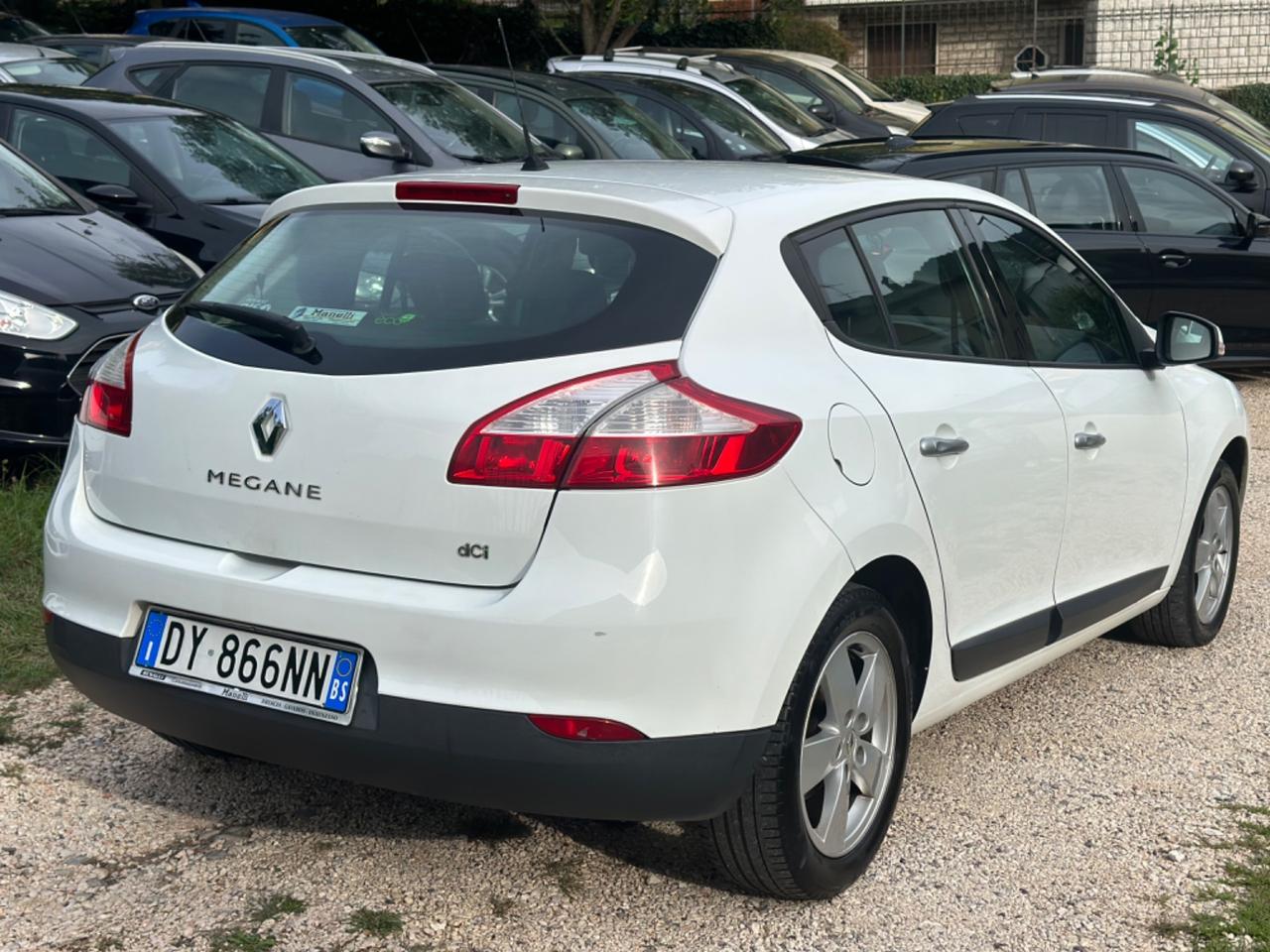 Renault MÈGANE 1.5 dCi 110CV DYNAMIQUE EU5 KMCERT UNICOPR