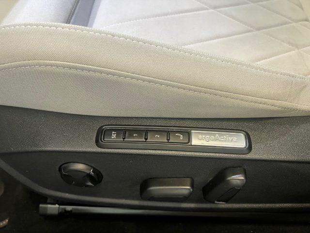 VOLKSWAGEN Golf 2.0 TDI 150 CV DSG SCR Style