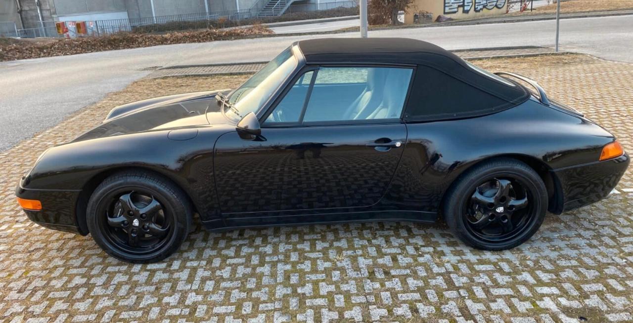 Porsche 993 Carrera 2 Cabriolet