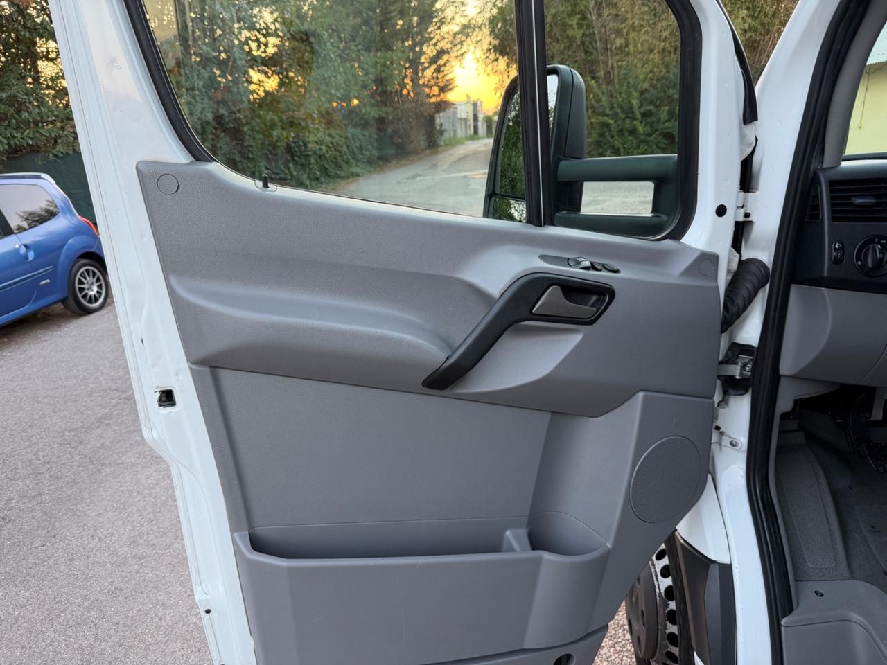 Mercedes Benz Sprinter 414 CDI con Sponda - 2017