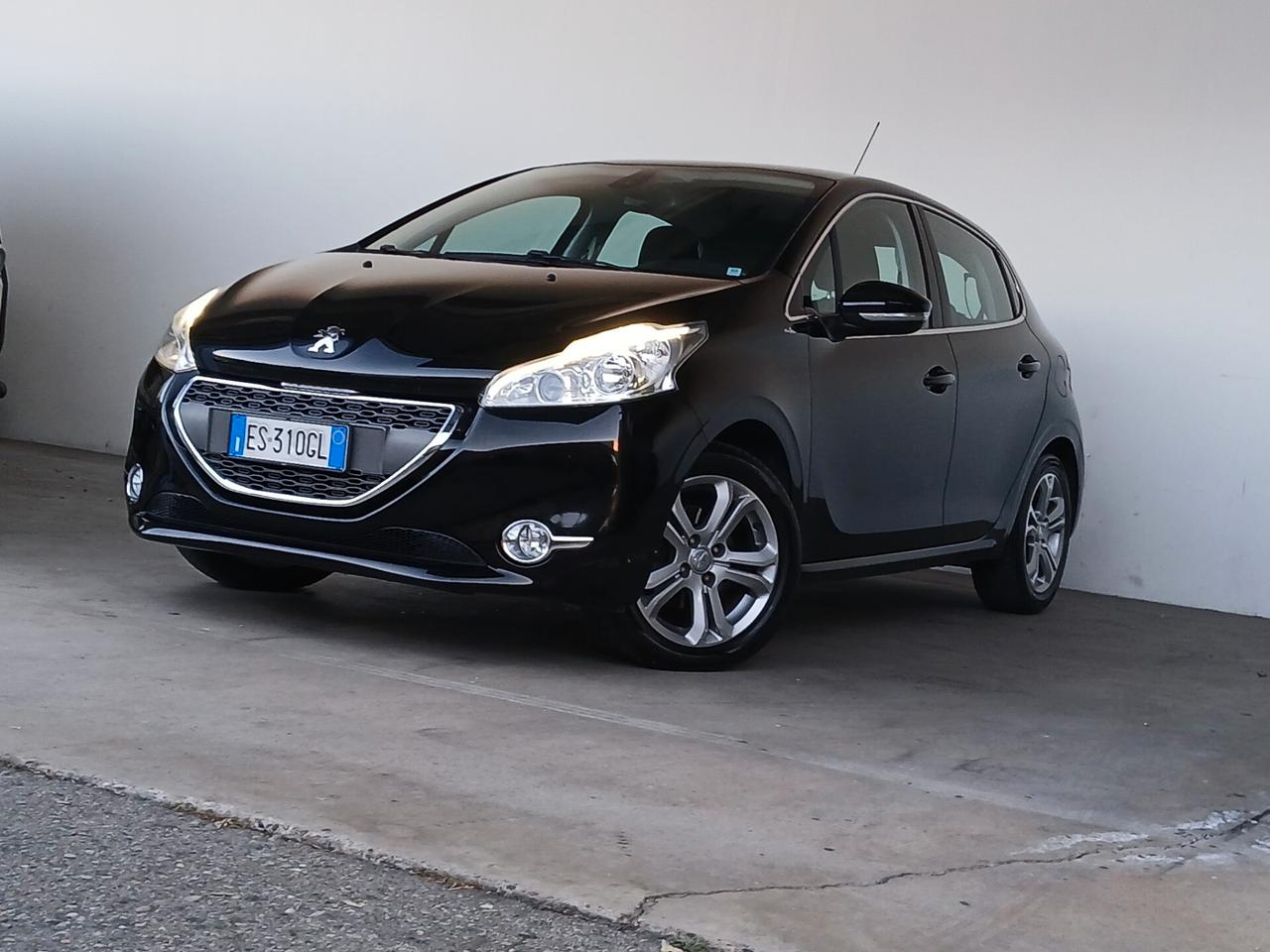 Peugeot 208 1.2 VTi 82 CV 5 porte Limited