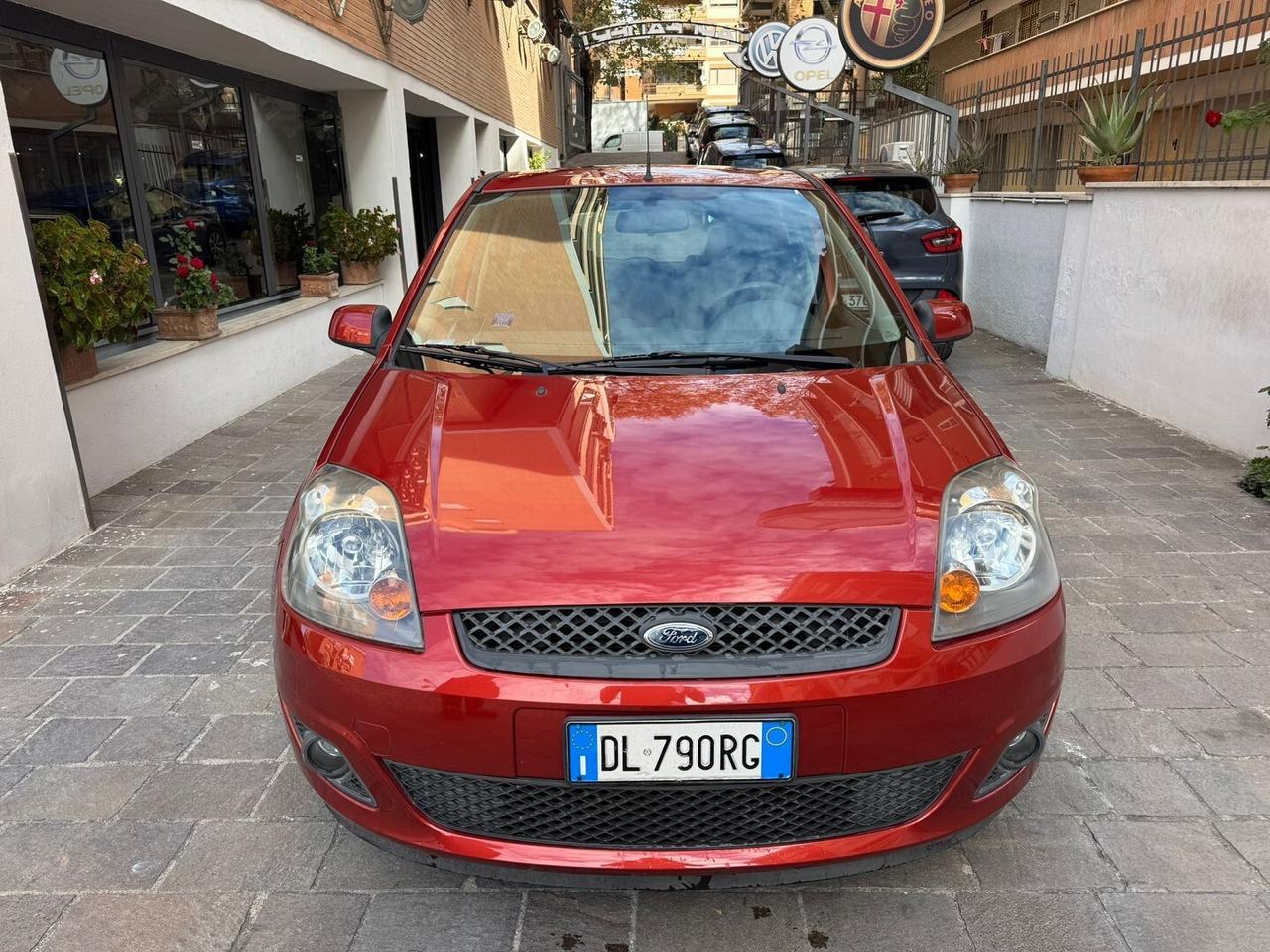 FORD Fiesta 1.2 16V 5 porte Ghia IMPIANTO GPL