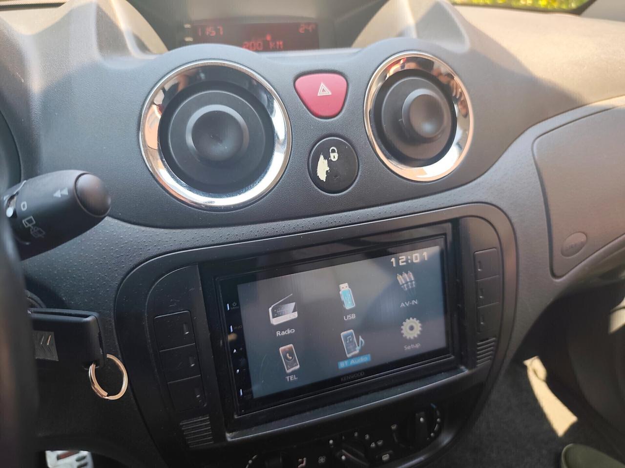 Citroen C2 1.1 VTR euro 4 schermo neopatentati
