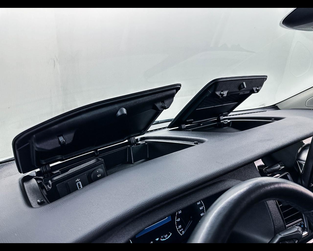 FORD Tourneo Custom 1ª s - Tourneo Custom 320 2.0 EcoBlue 130CV MHEV PC Titanium