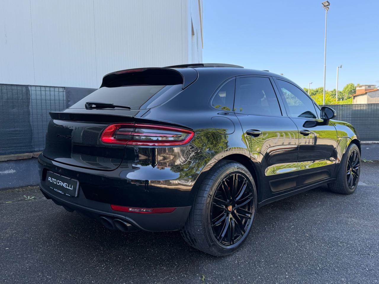 Porsche Macan 3.0 S Diesel FULL TETTO TOTAL BLACK MOTORE NUOVO FATTURATO