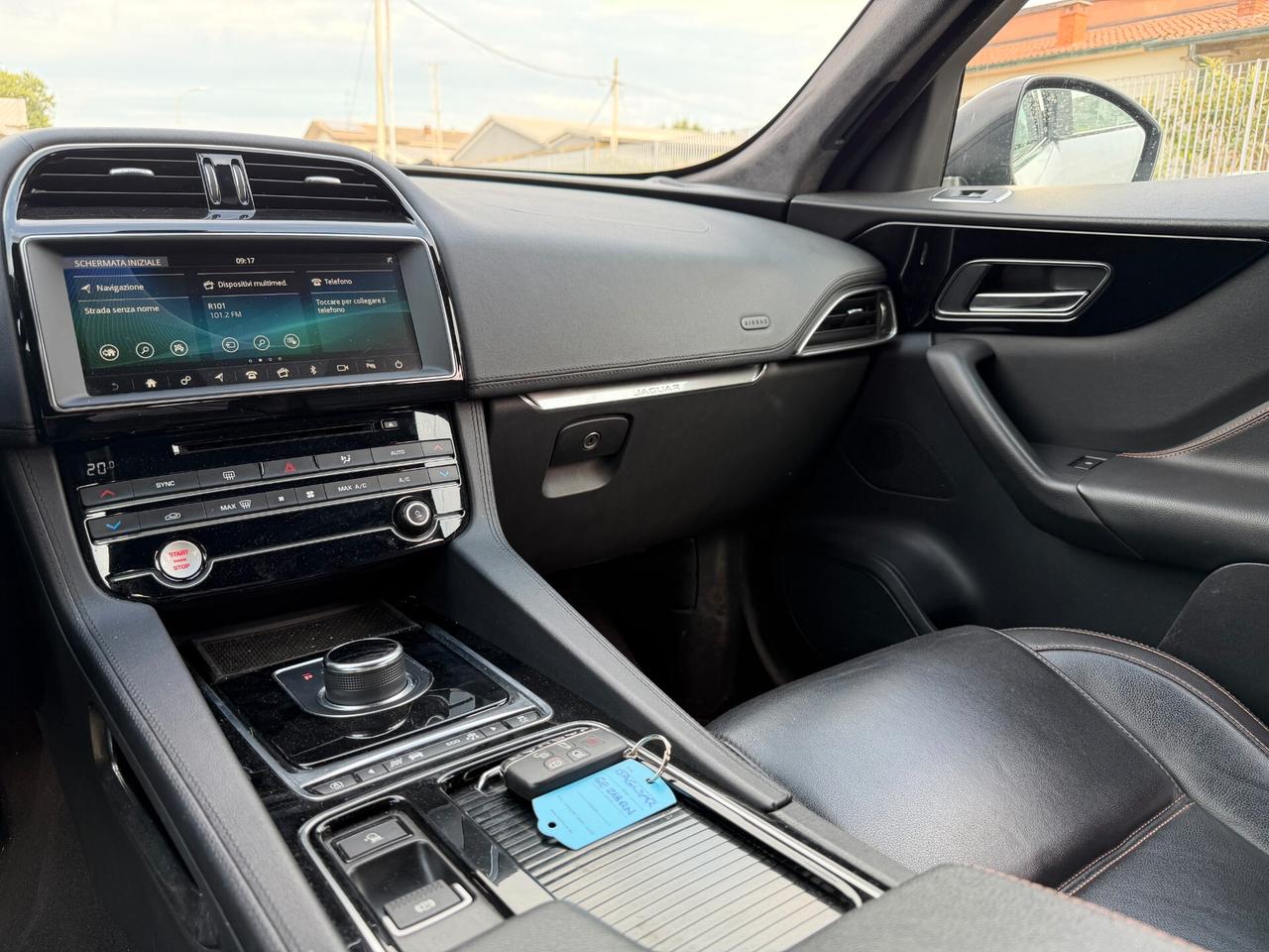 Jaguar F-Pace 2.0 D 240 CV AWD aut. Prestige