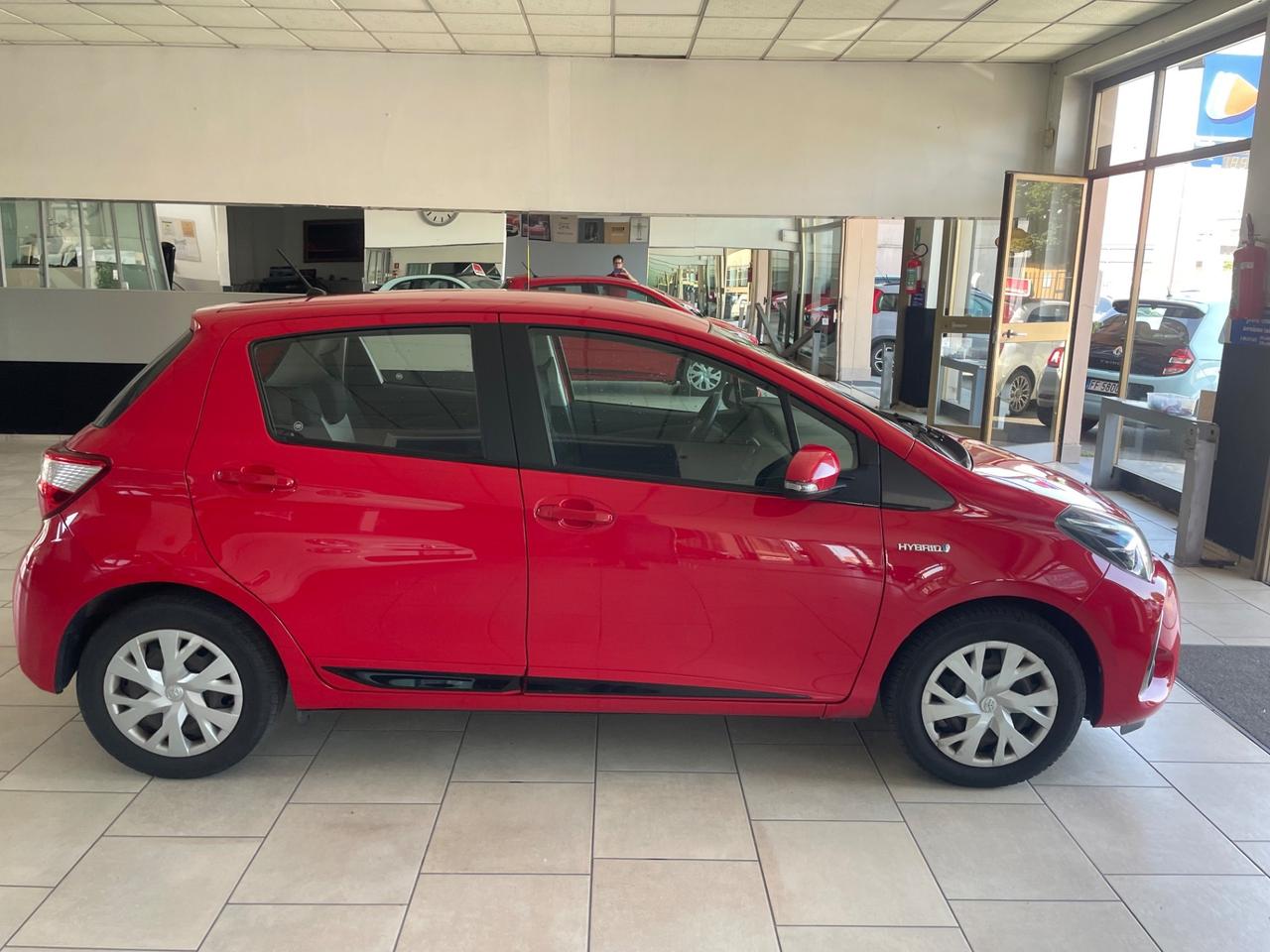 Toyota Yaris 1.5 Hybrid 5 porte Active - Nessun vincolo -