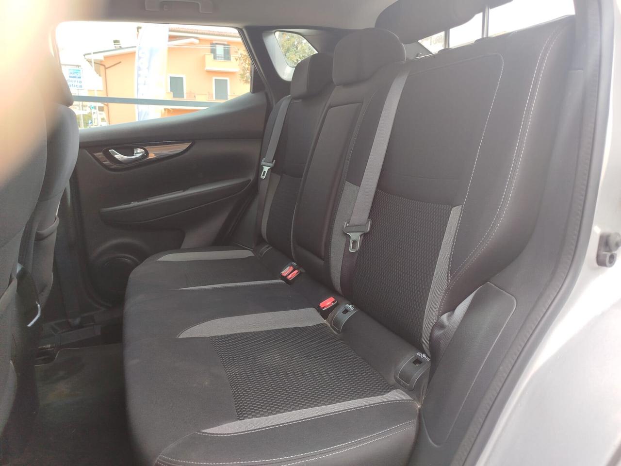 NISSAN QASHQAI 1.5-116cv AUTOMATICA* PREZZO VERO *UNIPRO' KM CERTI- GARANZIA 12 MESI