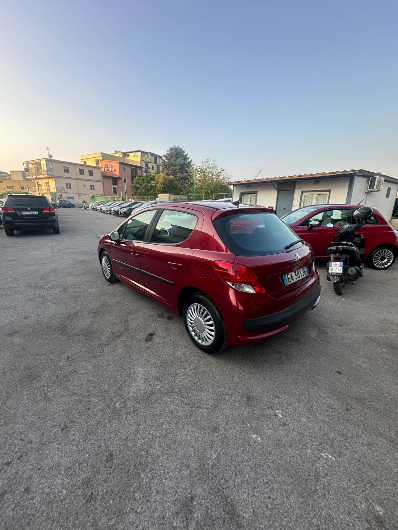 Peugeot 207 1.4 HDi 70CV FAP 5p. XS