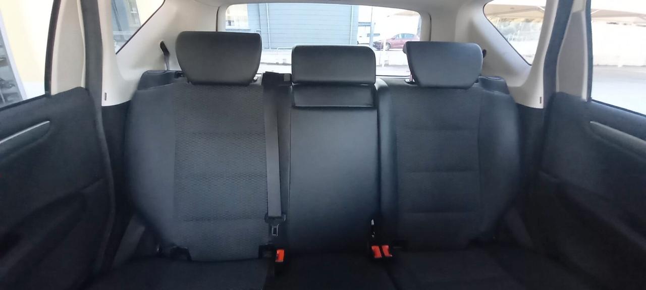 Mercedes-Benz Classe A 180 CDI All. Avantgarde Diesel cc. 1.9 CV. 109 Cambio Automatico 5 Porte 5 Posti Euro 5 Utilizzabile anche per i Neopatentati.