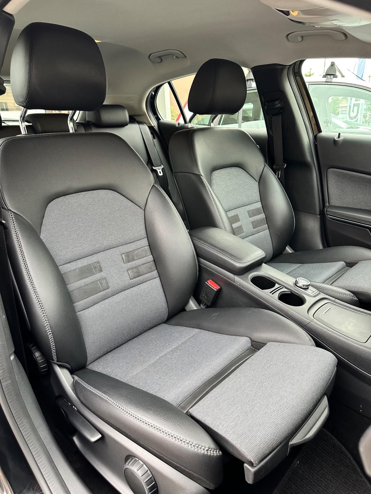Mercedes-benz GLA 180 d Automatic Sport