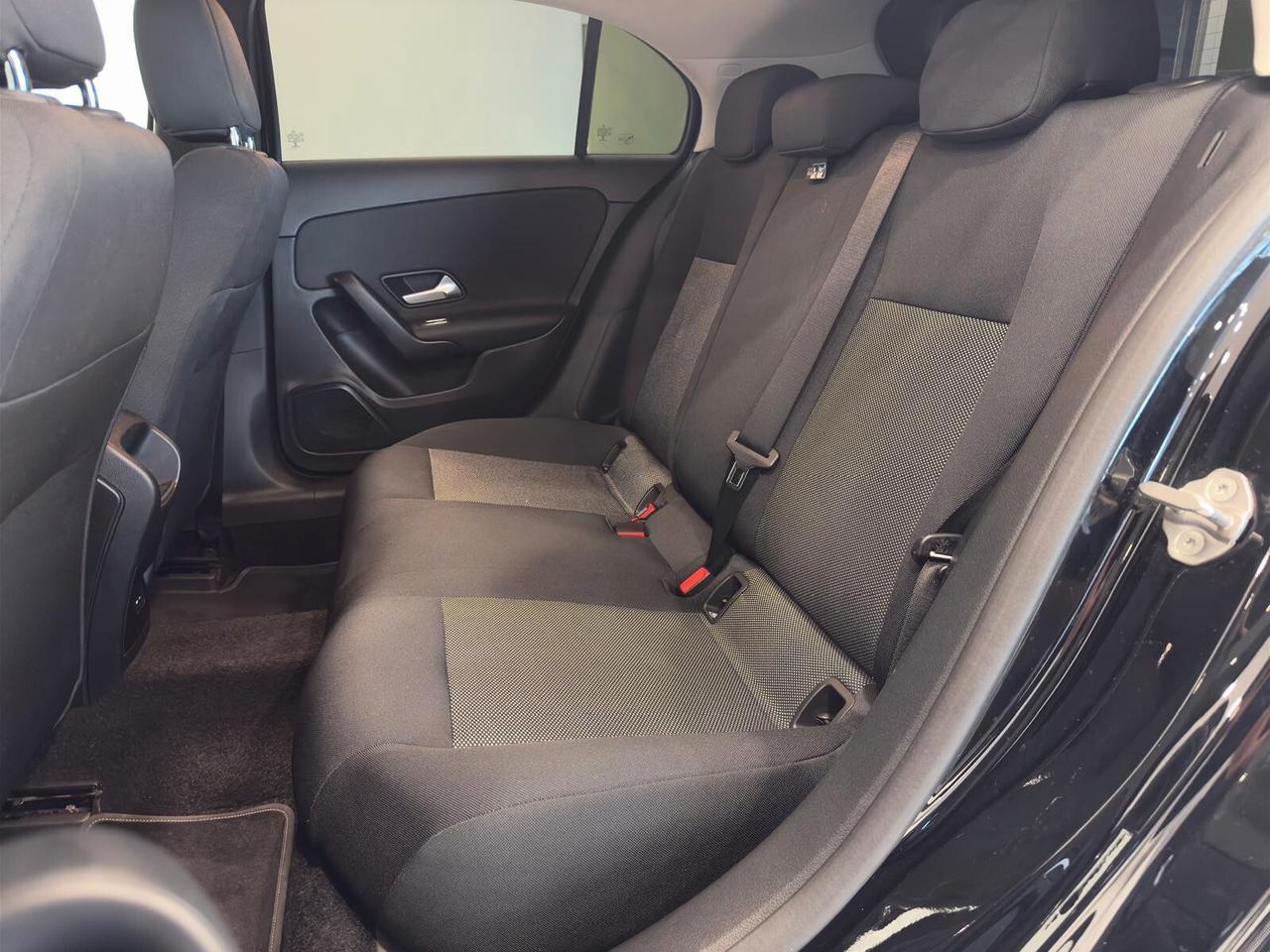 Mercedes-benz A 180 d Automatic Business