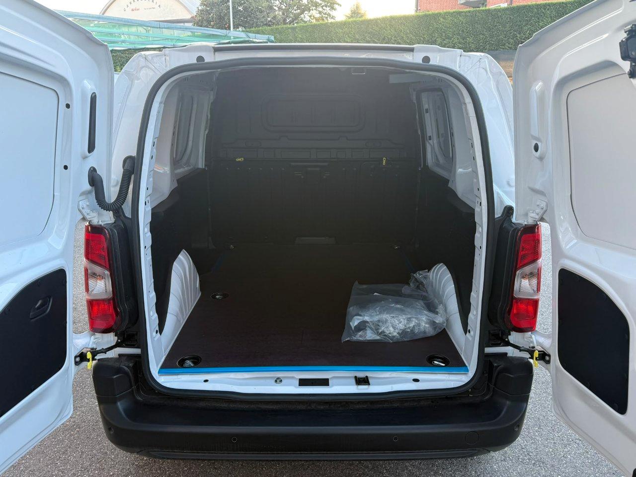 FIAT Doblo van M 1.5 diesel 100cv Business Pro 3 POSTI